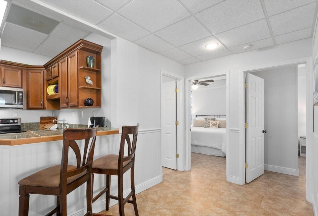 Ocean Front Penthouse Suite Panoramic Views Of Gulf,Pensacola Beach,Pier, & Bay Екстер'єр фото